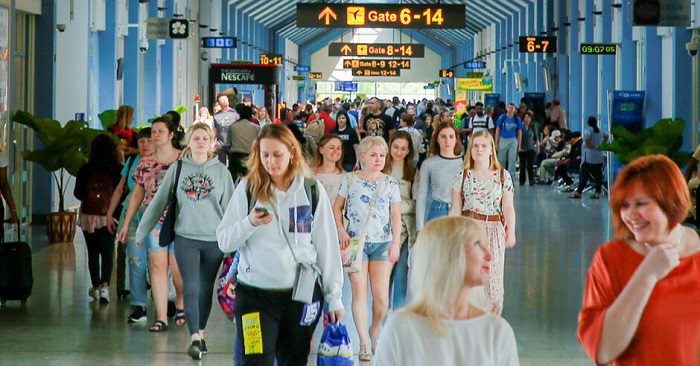 சுற்றுலாப் பயணிகள் வருகை 2026: 1.3 மில்லியனைக் கடந்து சாதனை! 1 Sri Lanka Tourists arrival KVCMedia