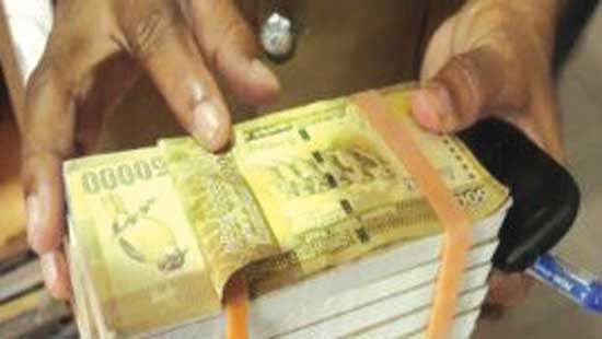 பண மர்மம்: கொழும்பு வீதியில் காரில் எடுத்துச் செல்லப்பட்ட ரூபா 20 மில்லியன் ரொக்கம் மீட்பு! இருவர் அதிரடி கைது