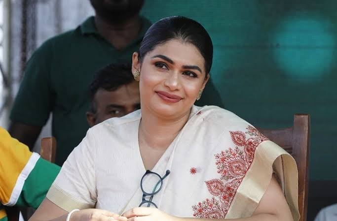 Hirunika KVC Media